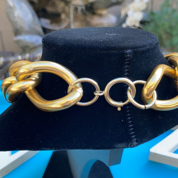 Women’s Gold Jewelry Necklace - Picture 8 of 14